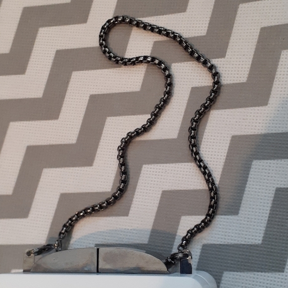 New Thale Blanc Victoria Vertical Pearl Purse - Picture 6 of 15